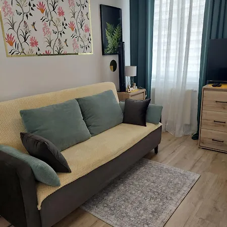 Baza Sleza , Nowoczesny W Sercu Sobotki Sobótka