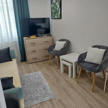 Baza ślęża , Nowoczesny W Sercu Sobótki Apartament Sobótka